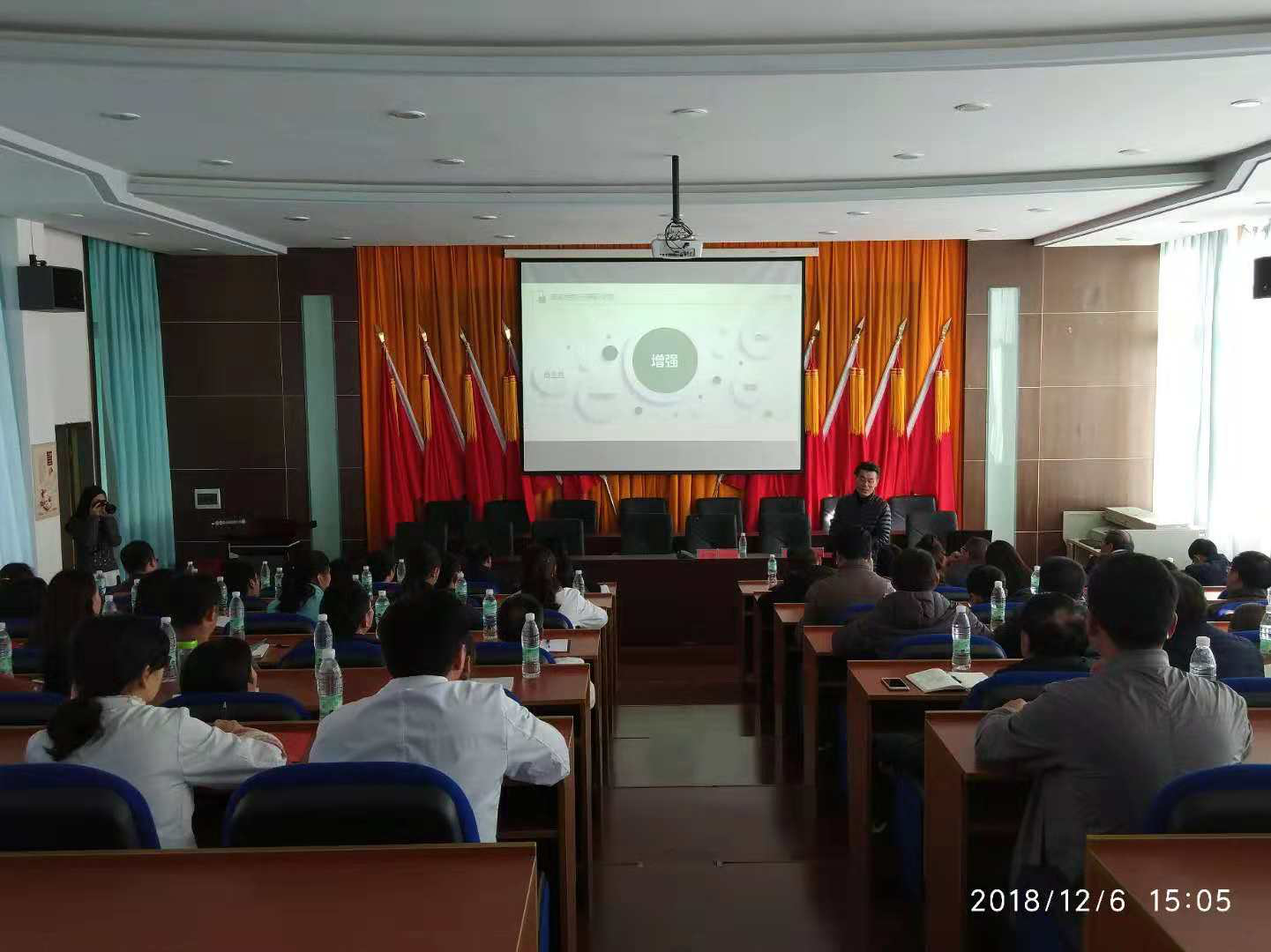 &#20247;&#24425;&#23448;&#32593;&#45;&#40;&#20013;&#22269;&#41;&#32929;&#20221;&#26377;&#38480;&#20844;&#21496;